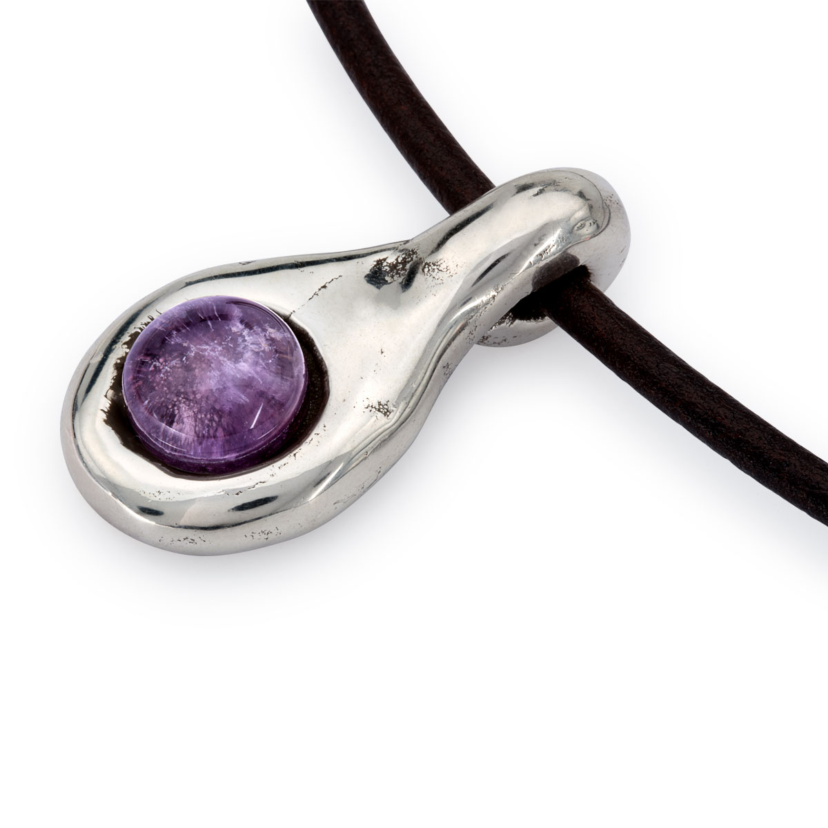 MAMA, SIEMPRE A LA ÚLTIMA